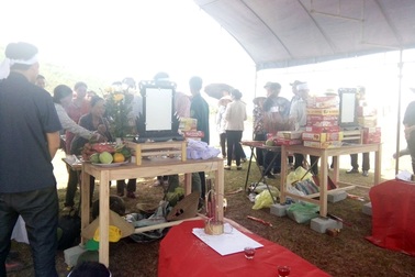 Thi thể 2 lao động Việt bị sát hại tại Angola đã được đưa về quê nhà