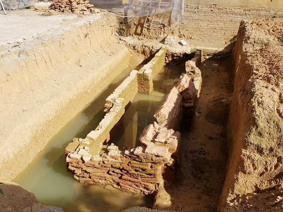 Ninh Bình: Phát hiện mộ gạch nghi từ thế kỷ III sau Công nguyên - 5 Ninh Bình: Phát hiện mộ gạch nghi từ thế kỷ III sau Công nguyên - 5