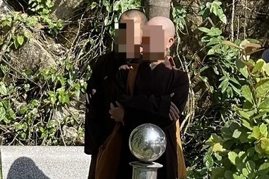 Sự thật về 3 "tu sĩ" đi ô tô đến chùa ở Đà Nẵng xin tiền