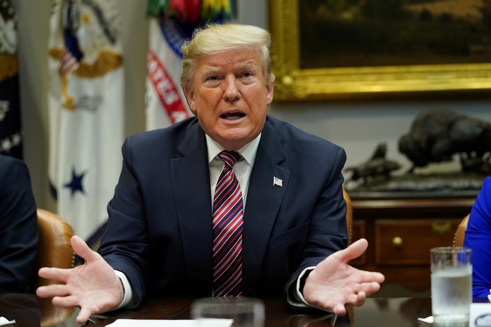 Ông Trump kêu gọi Ngân hàng Thế giới không cho Trung Quốc vay tiền - 1 Ông Trump kêu gọi Ngân hàng Thế giới không cho Trung Quốc vay tiền - 1