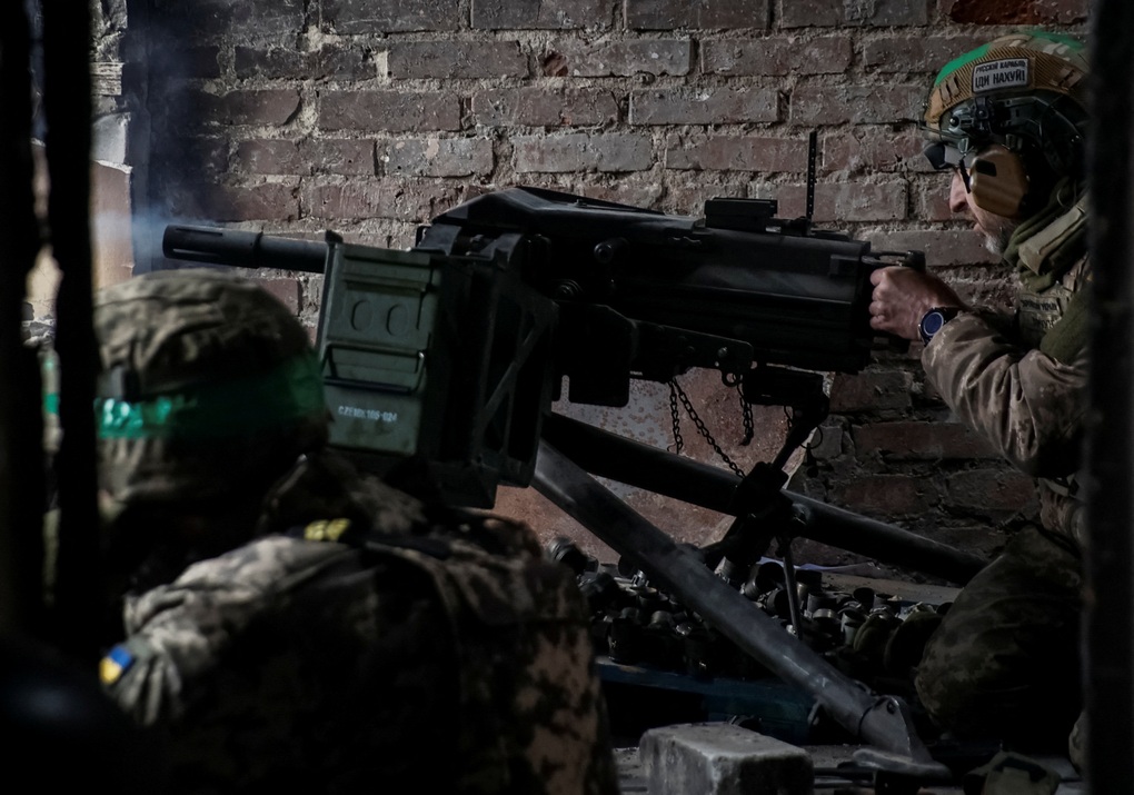 Ukraine tuyên bố không rút quân trước hỏa lực Nga ở pháo đài Bakhmut - 1 Ukraine tuyên bố không rút quân trước hỏa lực Nga ở pháo đài Bakhmut - 1