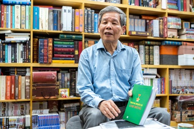 Cựu đại sứ bật khóc hé lộ thêm thông tin liệt sĩ vụ cựu binh Mỹ trả nhật ký