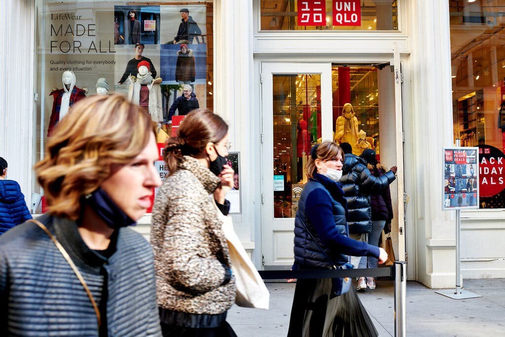 Người dân nền kinh tế số một thế giới mua sắm trả thù Covid-19 ra sao? - 2 Người dân nền kinh tế số một thế giới mua sắm trả thù Covid-19 ra sao? - 2