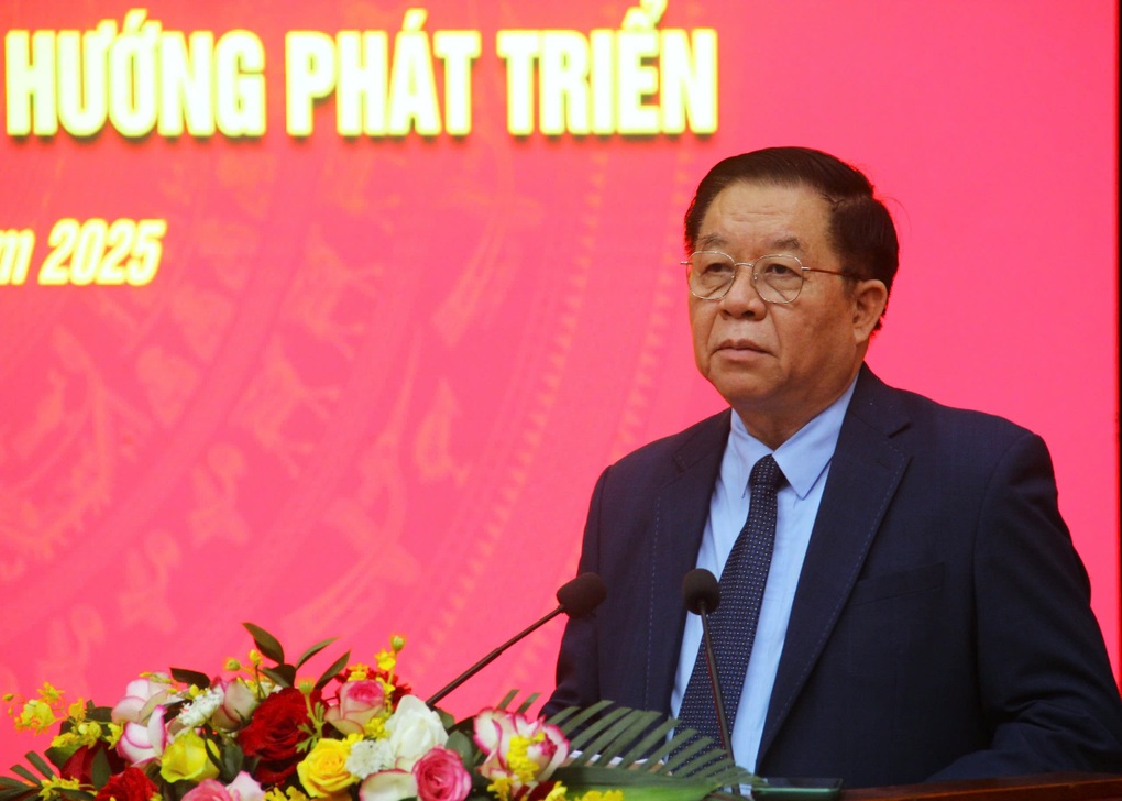 Văn học, nghệ thuật đã chuyển mình, vươn lên mạnh mẽ - 3 Văn học, nghệ thuật đã chuyển mình, vươn lên mạnh mẽ - 3
