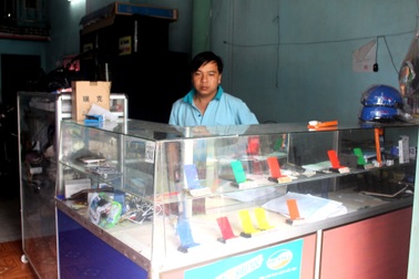 Giữa trưa, cạy cửa vào nhà trộm gần 100 triệu đồng