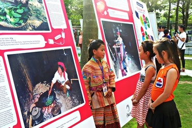 “Tớ kể bạn nghe” - tiếng nói qua ảnh của trẻ em dân tộc thiểu số