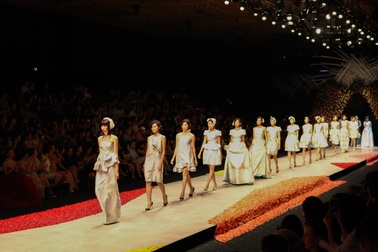 Để "thời trang cá tính thuần khiết" lên ngôi