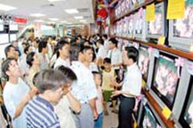 “Sóng ngầm” trong chương trình siêu khuyến mãi