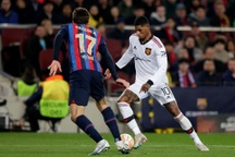 Rượt đuổi nghẹt thở, Man Utd hòa trên sân Barcelona