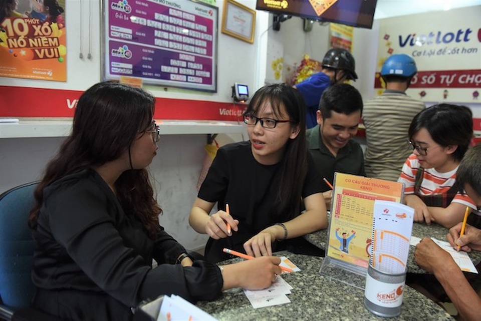 Giải mã “cơn sốt” săn Jackpot vừa vượt 68 tỷ của xổ số Mega 6/45 - 2 Giải mã “cơn sốt” săn Jackpot vừa vượt 68 tỷ của xổ số Mega 6/45 - 2
