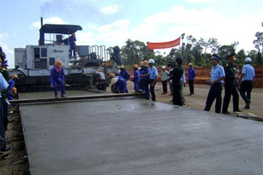 Sẽ làm đường bê tông xi măng thay thế bê tông nhựa