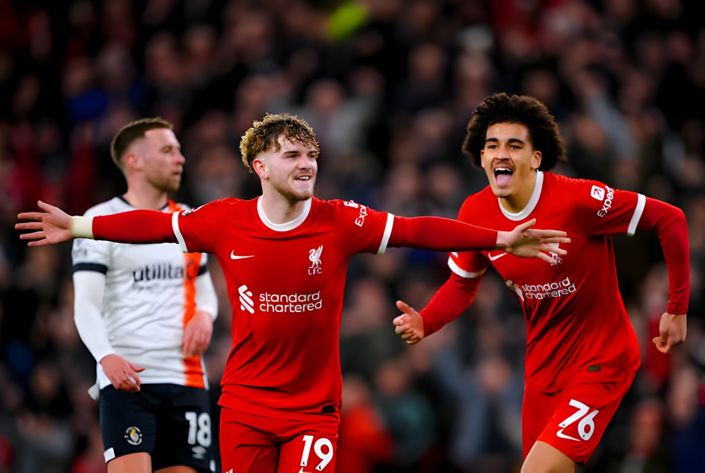 Liverpool thắng đậm Luton, duy trì khoảng cách an toàn với Man City - 1