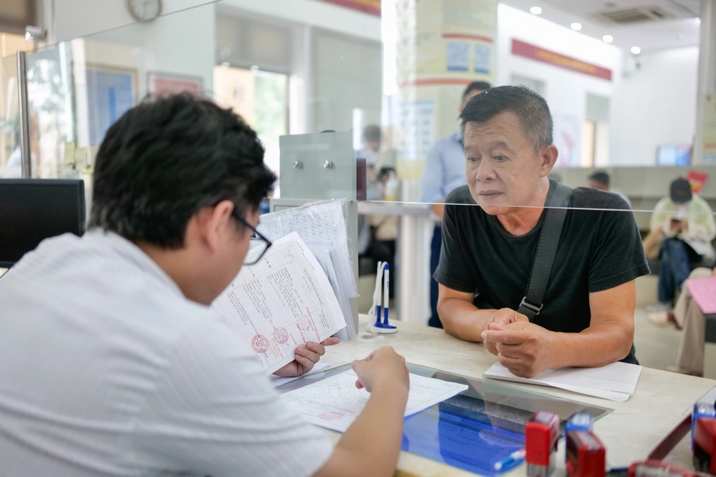 Cán bộ tinh giản ở TPHCM được vay không lãi để tự kinh doanh - 1 Cán bộ tinh giản ở TPHCM được vay không lãi để tự kinh doanh - 1