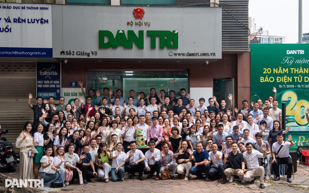 Báo Dân trí chính thức ra mắt bộ nhận diện mới - 1 Báo Dân trí chính thức ra mắt bộ nhận diện mới - 1