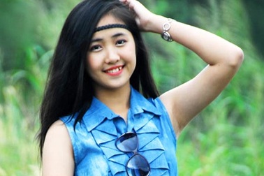 Nụ cười thiên thần trong veo của nữ sinh tuổi 15