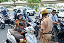 Dự thảo Luật giao thông đường bộ: Đồng tình nhưng cũng nhiều băn khoăn