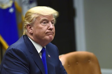 Rộ tin dữ liệu giao dịch tài chính của ông Trump bị điều tra