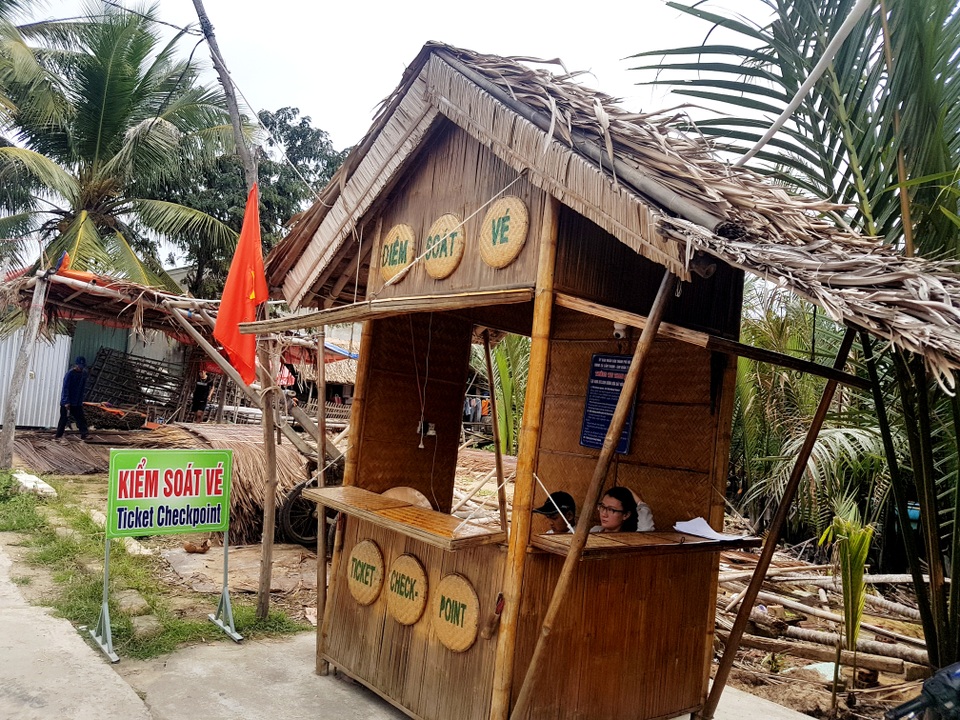 “Miền Tây Nam bộ” ở Hội An vắng khách vì dịch Covid-19 - 1 “Miền Tây Nam bộ” ở Hội An vắng khách vì dịch Covid-19 - 1