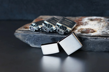 Zippo thay đổi phong cách bật lửa với ruột mới