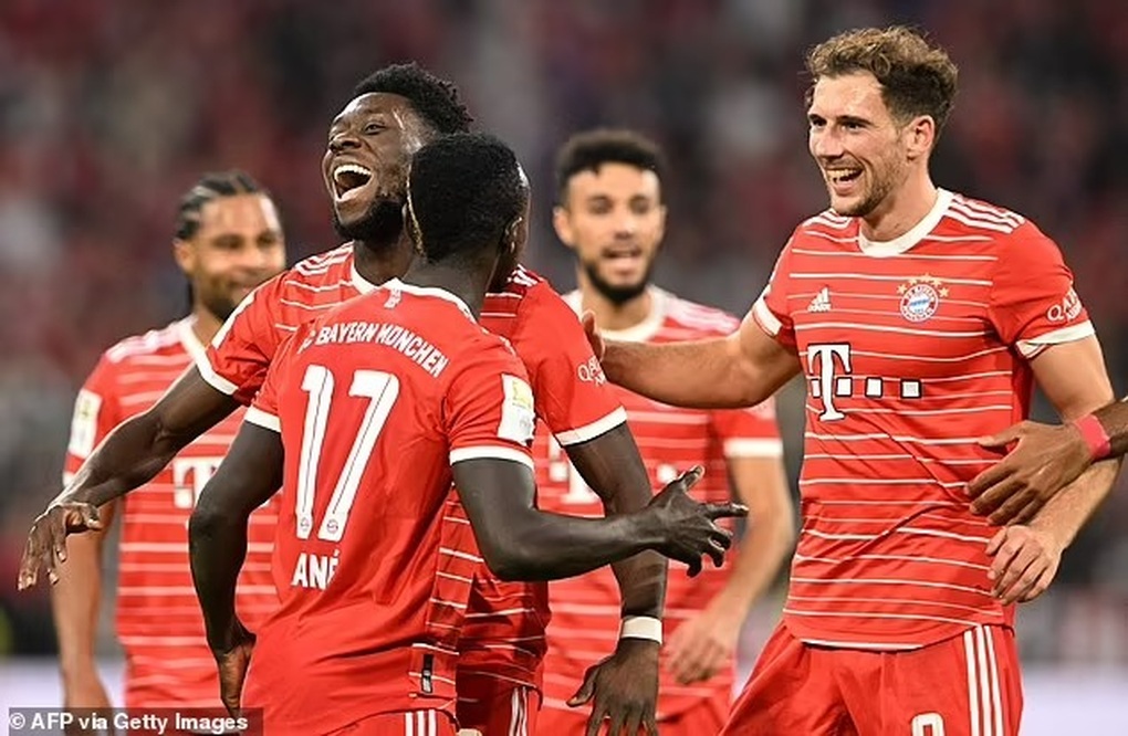 Bayern Munich giành chiến thắng 5 sao, Dortmund thua đội đầu bảng - 2 Bayern Munich giành chiến thắng 5 sao, Dortmund thua đội đầu bảng - 2
