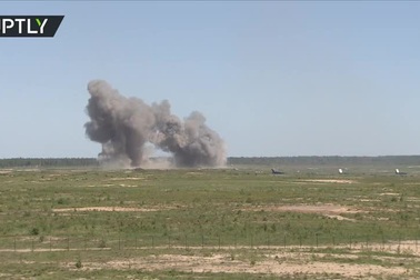 Video Su-57 Nga phô diễn sức mạnh tại giải đấu quốc tế