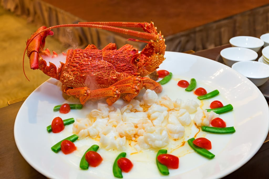 Đám cưới có 252 bàn tiệc, đại gia từ chối trả 1,8 tỷ đồng tiền thực phẩm - 1 Đám cưới có 252 bàn tiệc, đại gia từ chối trả 1,8 tỷ đồng tiền thực phẩm