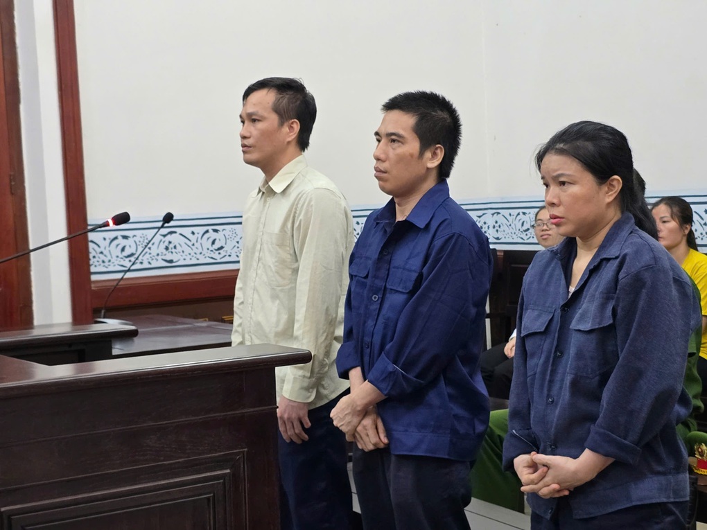 Tìm cách chạy án cho chồng, người phụ nữ ở TPHCM bị lừa 2 tỷ đồng - 1