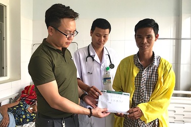 Hơn 50 triệu đồng đến với người đàn ông tàn tật 40 tuổi nặng 5kg