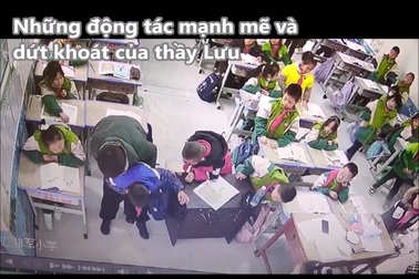Clip thầy giáo dùng động tác Heimlich cứu mạng học sinh gây sốt mạng xã hội