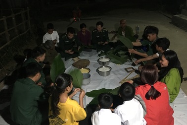 Tết đầm ấm của đồng bào người Rục nơi biên giới