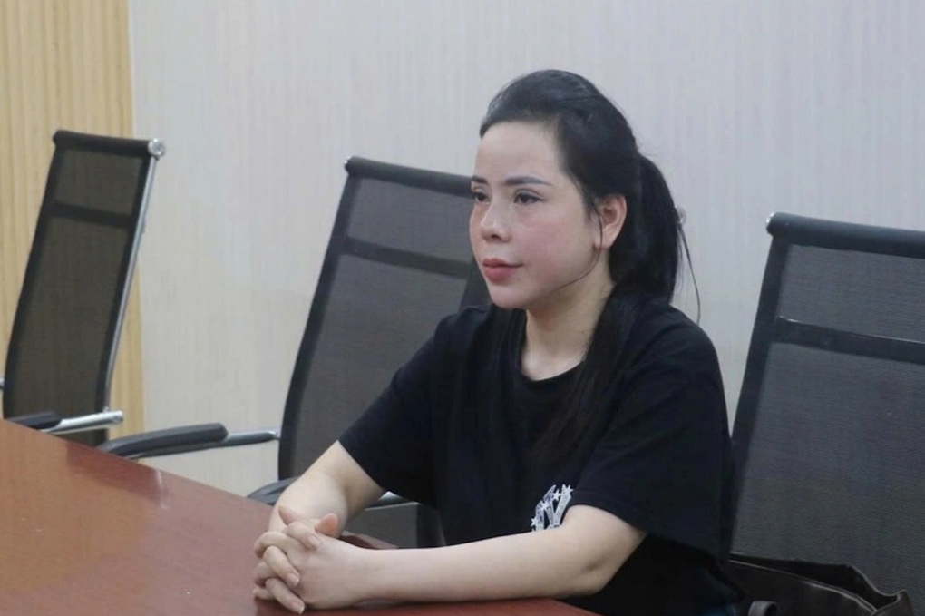 Dàn dựng đoàn y tế trung ương lừa bán thực phẩm chức năng cho 1.000 người - 2 Dàn dựng đoàn y tế trung ương lừa bán thực phẩm chức năng cho 1.000 người - 2