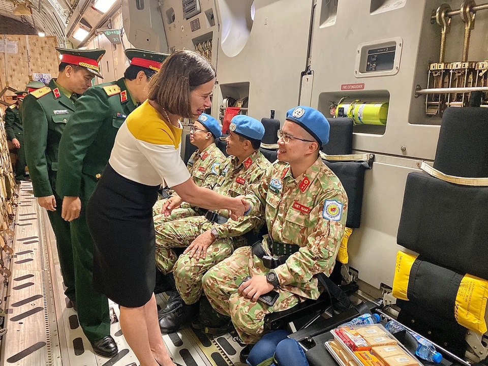 Australia điều ngựa thồ C-17 chở bệnh viện dã chiến Việt Nam đến Nam Sudan - 2 Australia điều ngựa thồ C-17 chở bệnh viện dã chiến Việt Nam đến Nam Sudan - 2