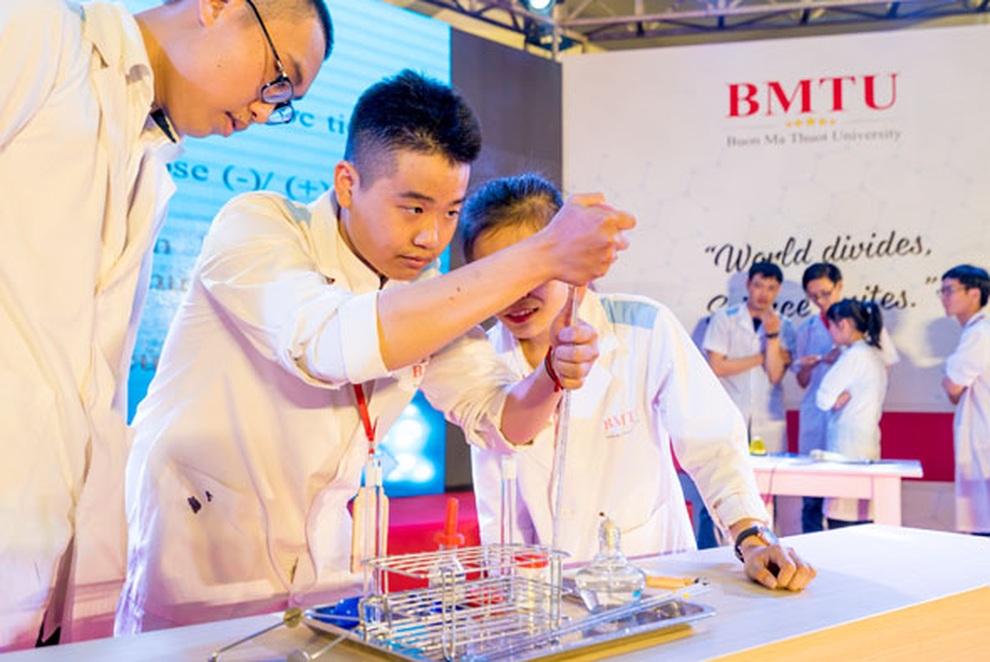 Đại học Buôn Ma Thuột - hành trình đào tạo nguồn nhân lực y tế chất lượng - 2 Đại học Buôn Ma Thuột - hành trình đào tạo nguồn nhân lực y tế chất lượng - 2