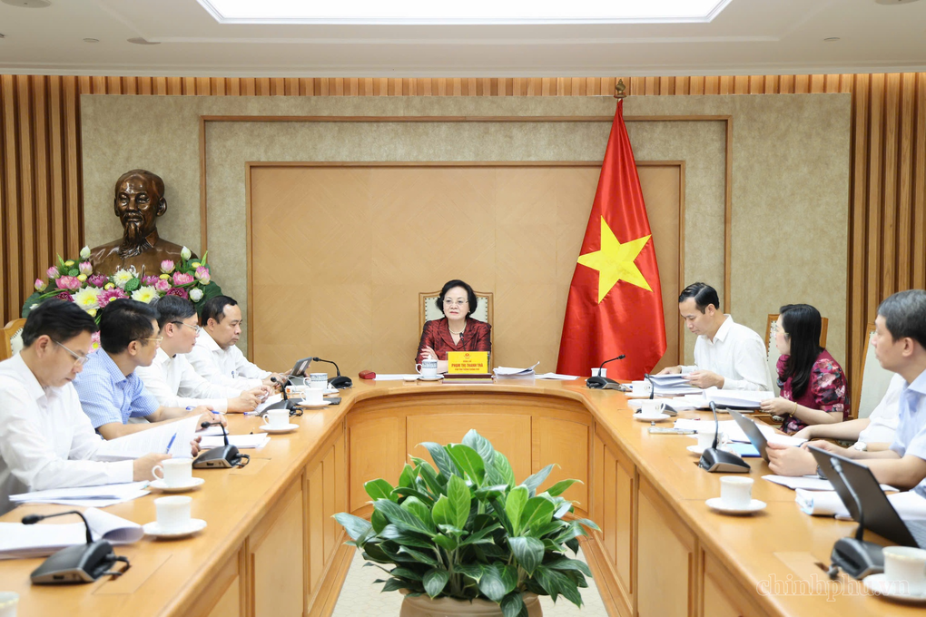 Phó Thủ tướng: Không nên đặt nặng thu hút nhân tài vào cơ quan Nhà nước - 4 Phó Thủ tướng: Không nên đặt nặng thu hút nhân tài vào cơ quan Nhà nước - 4