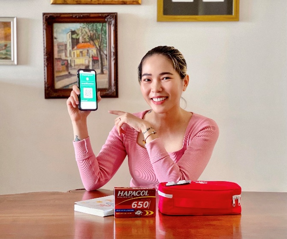Người nổi tiếng chuẩn bị gì trước và sau khi tiêm vắc xin Covid-19? - 2 Người nổi tiếng chuẩn bị gì trước và sau khi tiêm vắc xin Covid-19? - 2