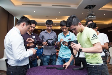 Galaxy Note7 “mê hoặc” giới yêu công nghệ Đà Nẵng