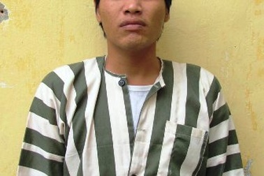 Cạy cốp xe giữa nơi đông người, trộm hơn 100 triệu tiền, vàng