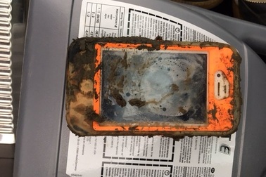 iPhone 4 sống sót "thần kỳ" sau 1 năm chìm dưới đáy hồ