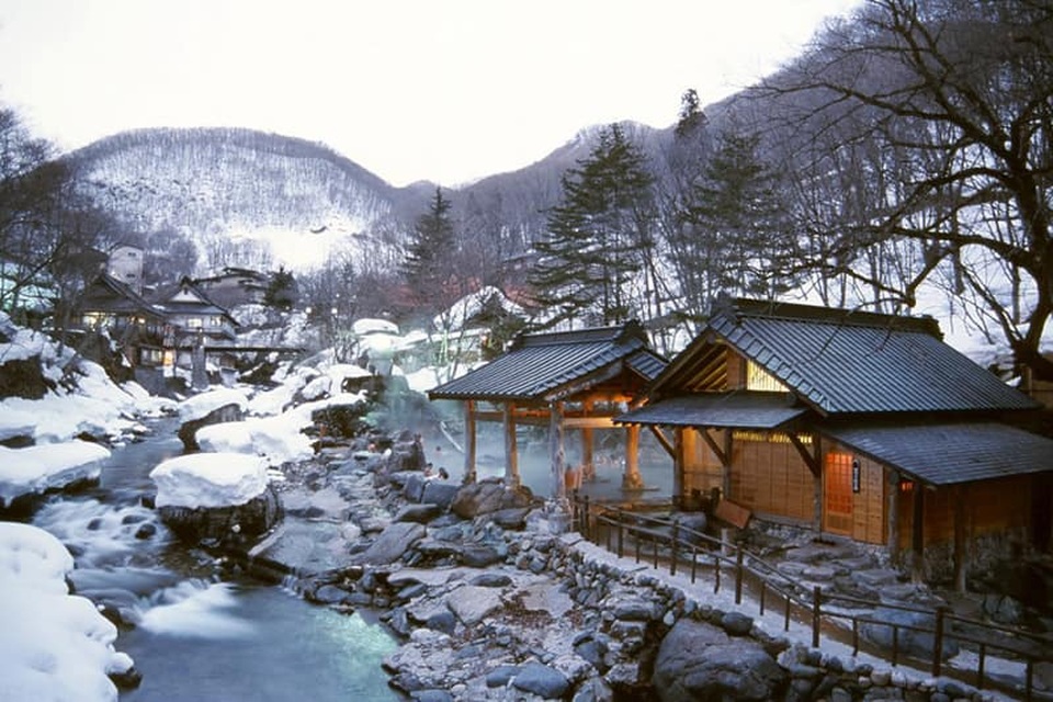Muôn màu muôn vẻ những onsen độc đáo nhất Nhật Bản - 1 Muôn màu muôn vẻ những onsen độc đáo nhất Nhật Bản - 1