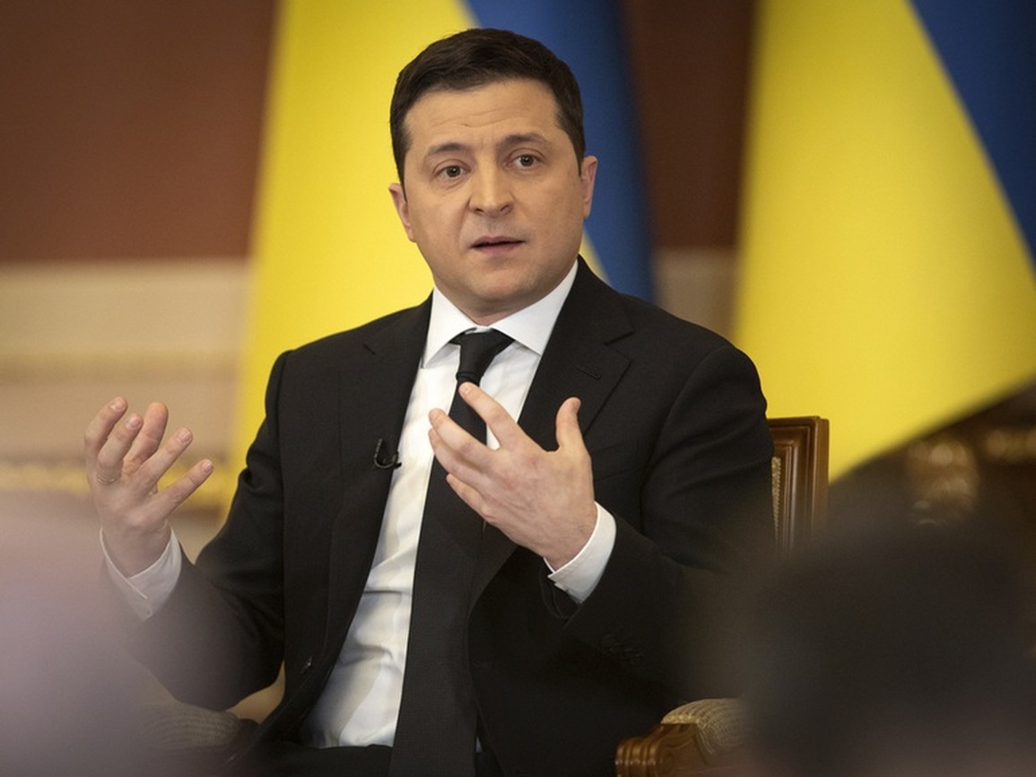 Tổng thống Ukraine sẵn sàng đàm phán với Nga về Crimea và Donbass - 1 Tổng thống Ukraine sẵn sàng đàm phán với Nga về Crimea và Donbass - 1