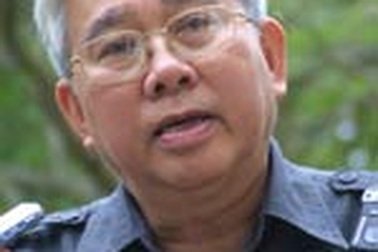 Chỉ biết thuốc ngoại, đừng làm thầy thuốc!