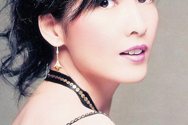 Ly kỳ mối tình ngắn ngủi của Châu Huệ Mẫn với đại gia Nhật Bản