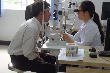 Bệnh nhân có BHYT được hưởng nhiều quyền lợi tại Bệnh viện Mắt Tây Nguyên