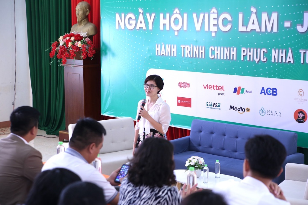 Hàng ngàn cơ hội việc làm dành cho sinh viên FPT Polytechnic Cần Thơ Tây Nguyên - 4 Hàng ngàn cơ hội việc làm dành cho sinh viên FPT Polytechnic Cần Thơ Tây Nguyên - 4