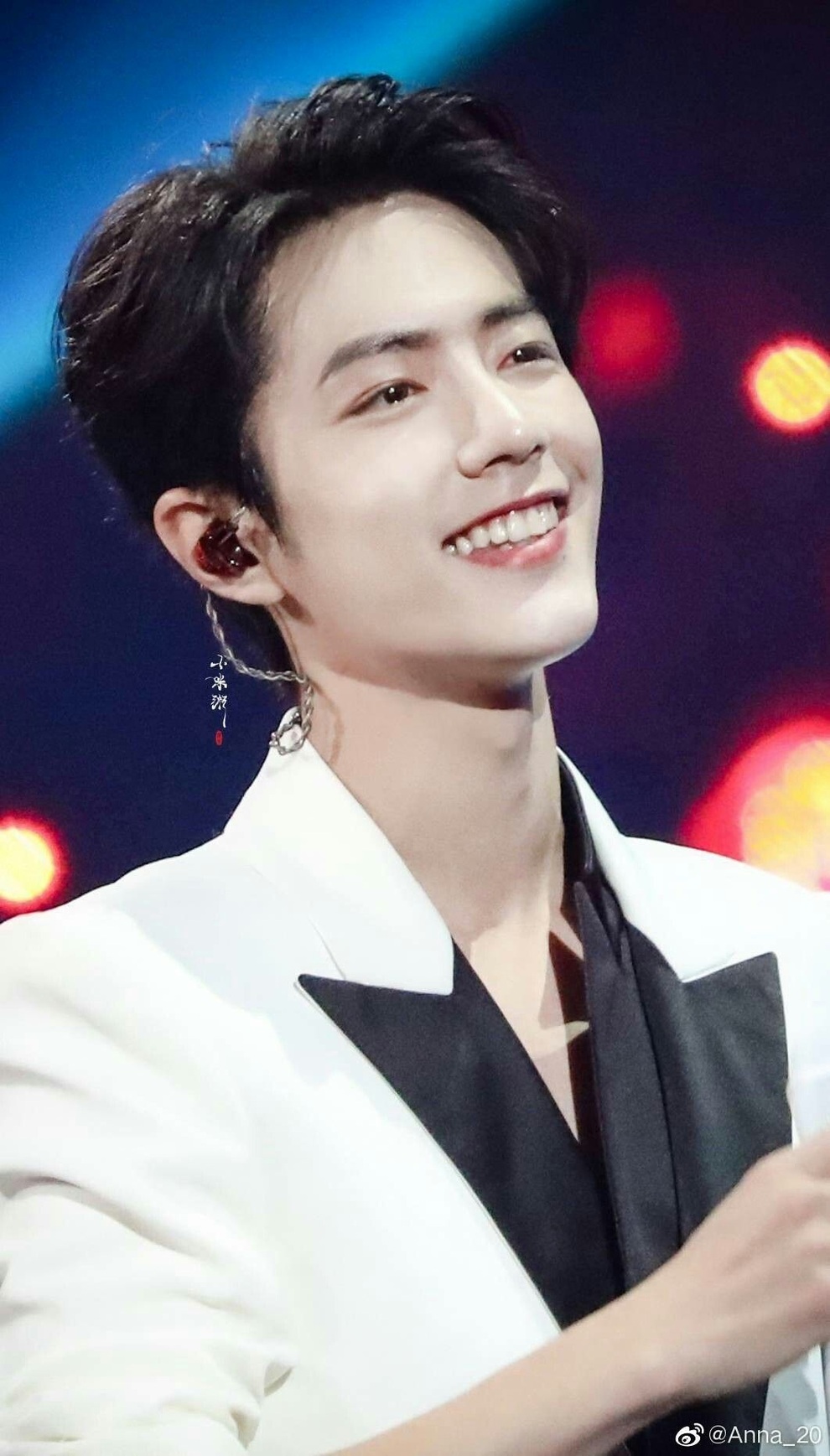 tieu chien_weibo.jpeg