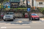 Nhiều người ở Hà Nội đổi thói quen đi lại vì phí gửi xe tăng