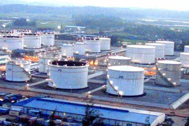 Không có chuyện Nhà máy Lọc dầu Dung Quất tạm ngưng hoạt động