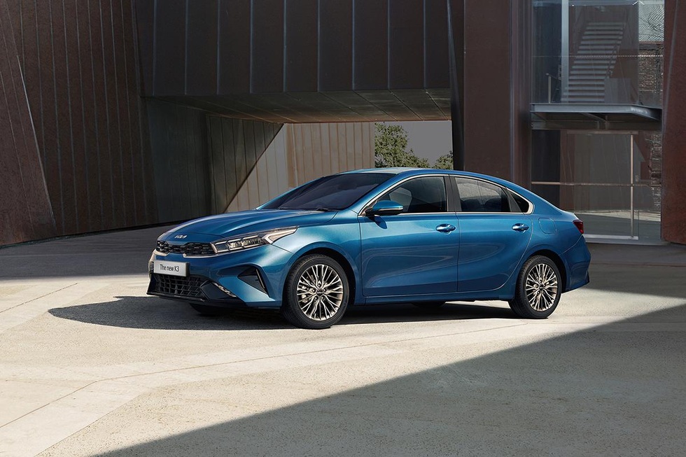 Từng hút khách Việt mua hàng nghìn xe mỗi tháng, sedan hạng C ngày càng ế - 5