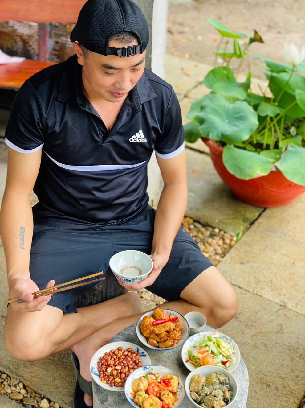 Ông bố 3 con mê làm vườn, thích sưu tầm sản vật quý ở vùng cao về Thủ đô - 10 Ông bố 3 con mê làm vườn, thích sưu tầm sản vật quý ở vùng cao về Thủ đô - 10