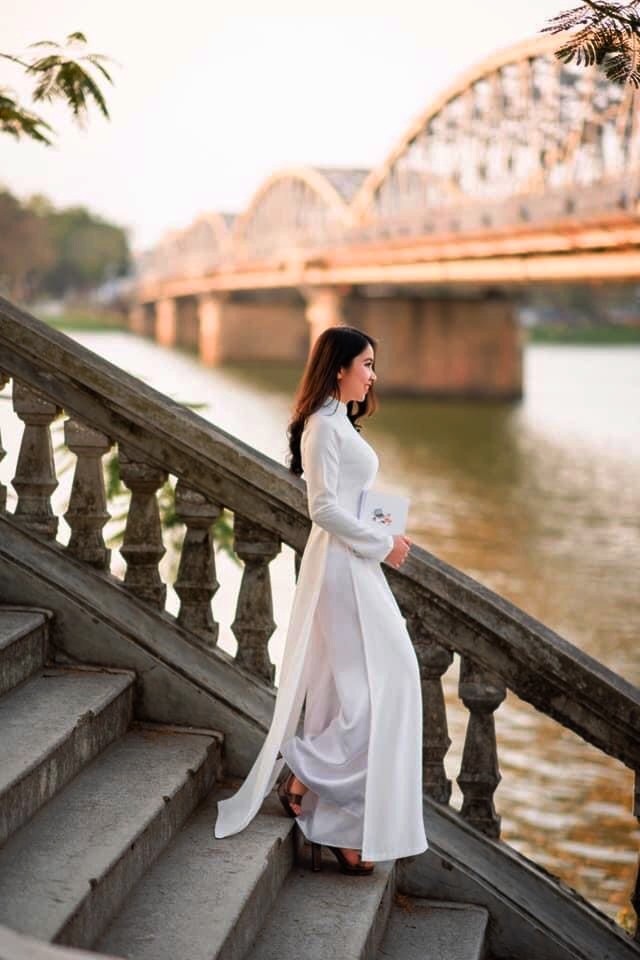 Khung cảnh hoàng hôn đẹp mê hoặc trên sông Hương - 9 Khung cảnh hoàng hôn đẹp mê hoặc trên sông Hương - 9